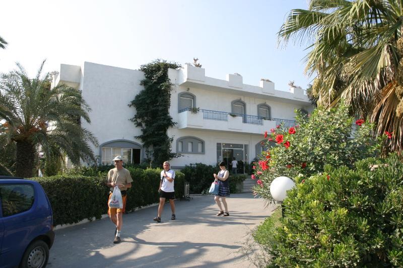 Gorgona Hotel Amoudara  Екстер'єр фото